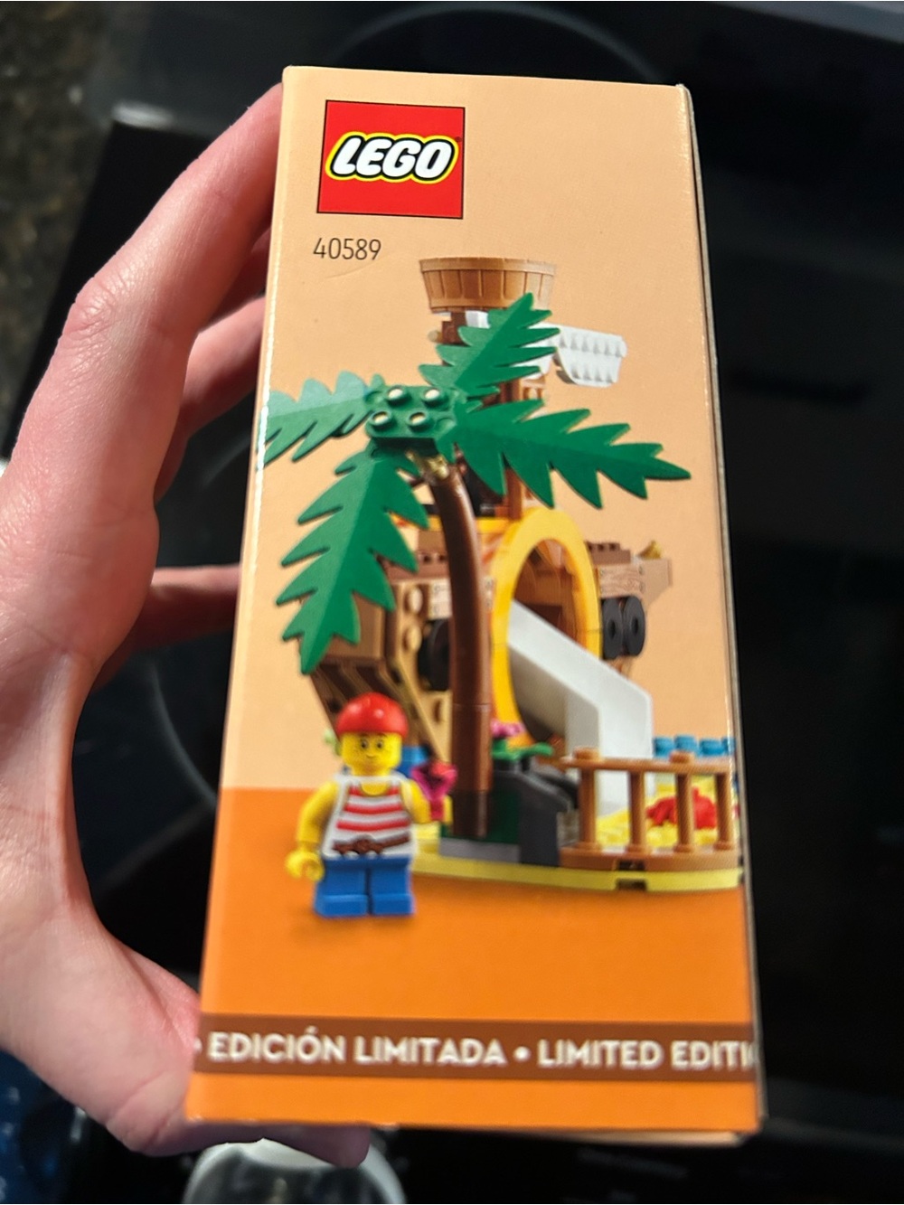 LEGO Pirate Ship Playground Set 40589 NRFB - Picture 3 of 5